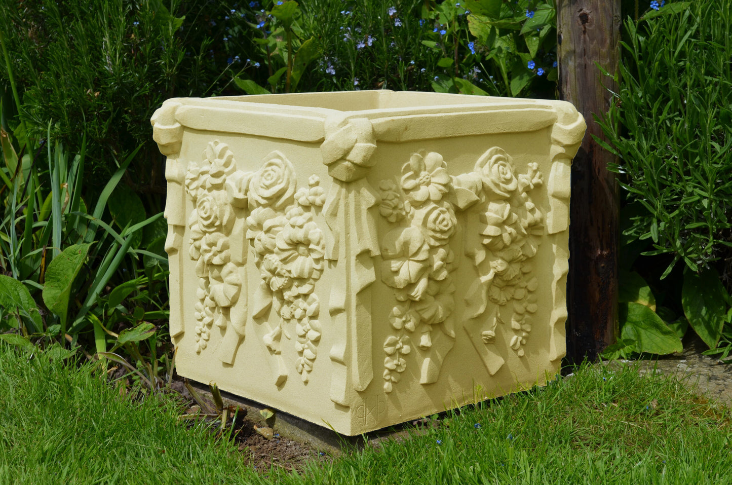 #Bathstone