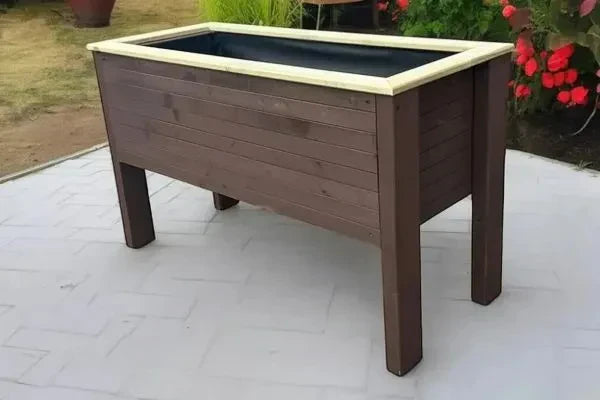 Why Choose Raised Planters for Your Garden?