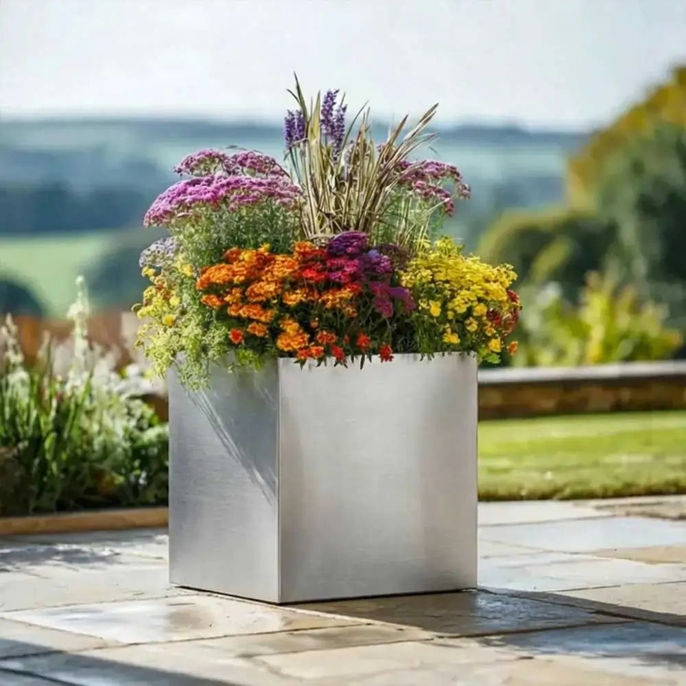 #30cm(L) x 30cm(W) x 30cm(H)
#Silver
#With Liner
#No Liner