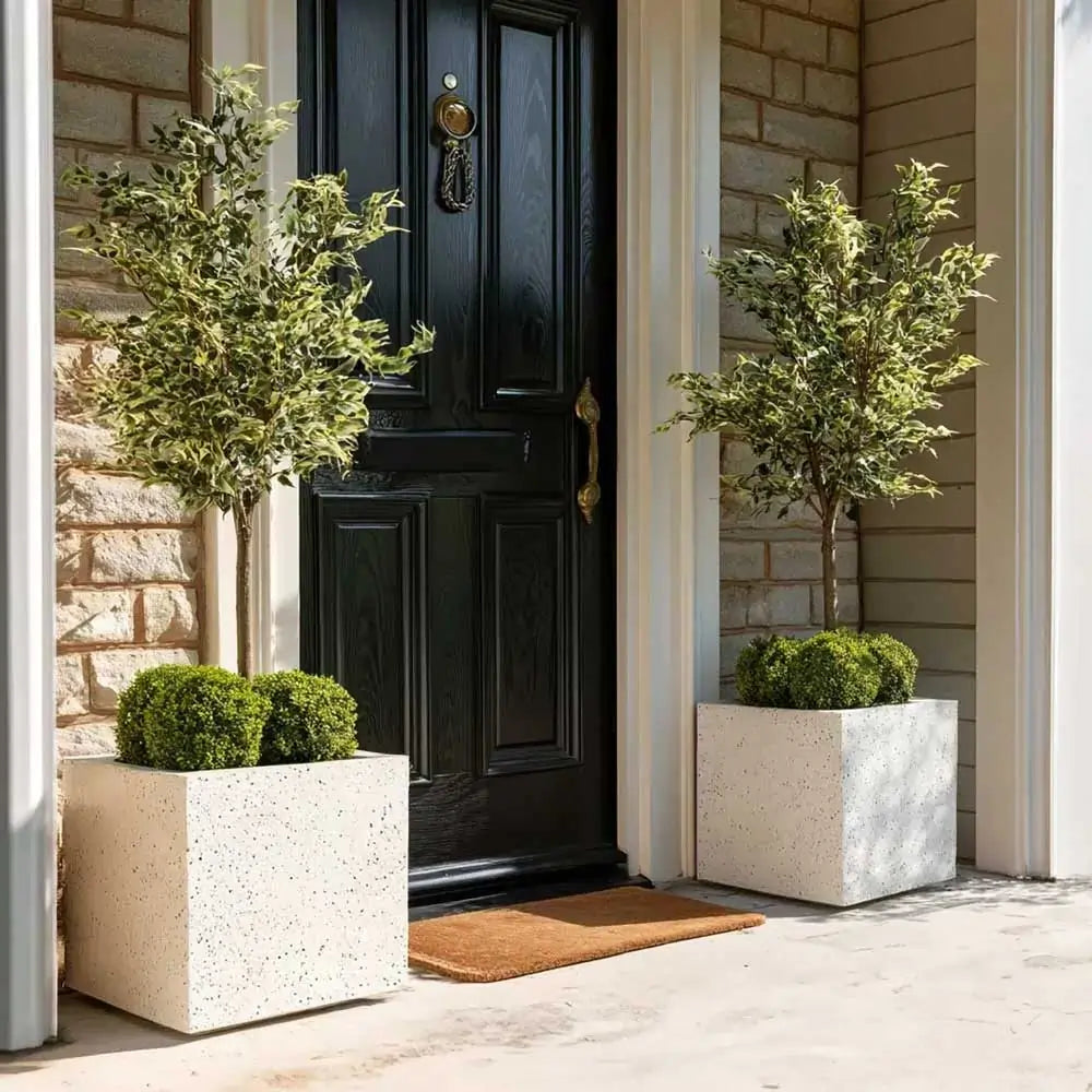 #50cm(L) x 50cm(W) x 50cm(H)
#60cm(L) x 60cm(W) x 60cm(H)
#White Stone
#With Liner
#No Liner