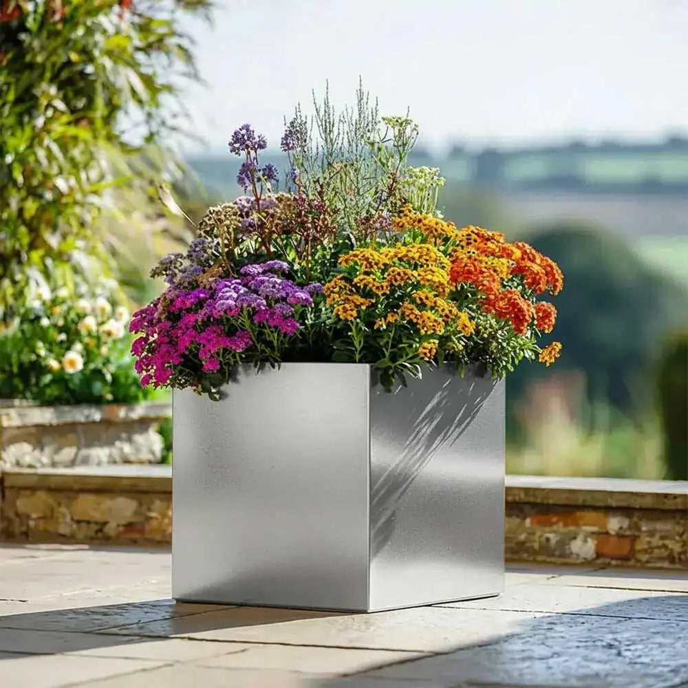 #40cm(L) x 40cm(W) x 40cm(H)
#Silver
#With Liner
#No Liner