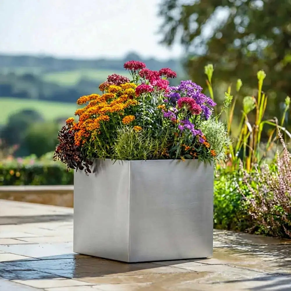 #40cm(L) x 40cm(W) x 40cm(H)
#Silver
#With Liner
#No Liner