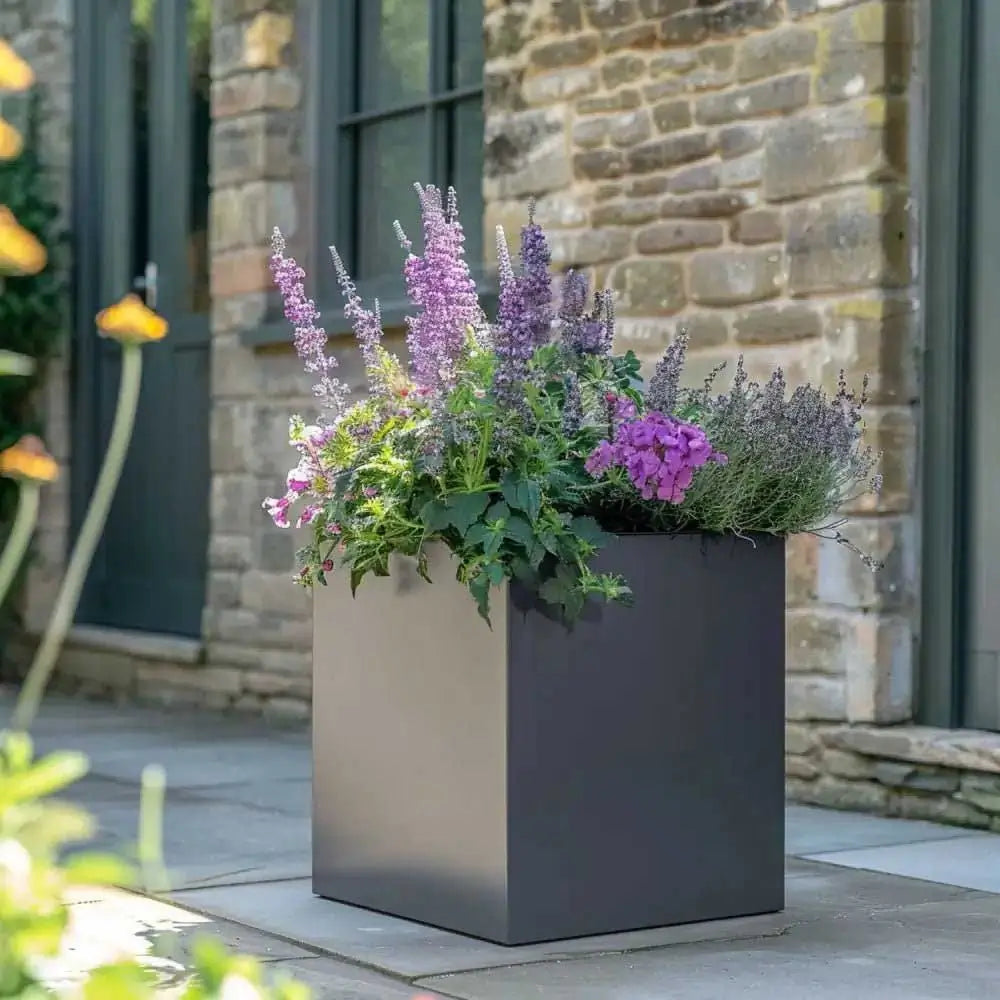 #Grey
#60cm(L) x 60cm(W) x 60cm(H)
#50cm(L) x 50cm(W) x 50cm(H)
#With Liner
#No Liner