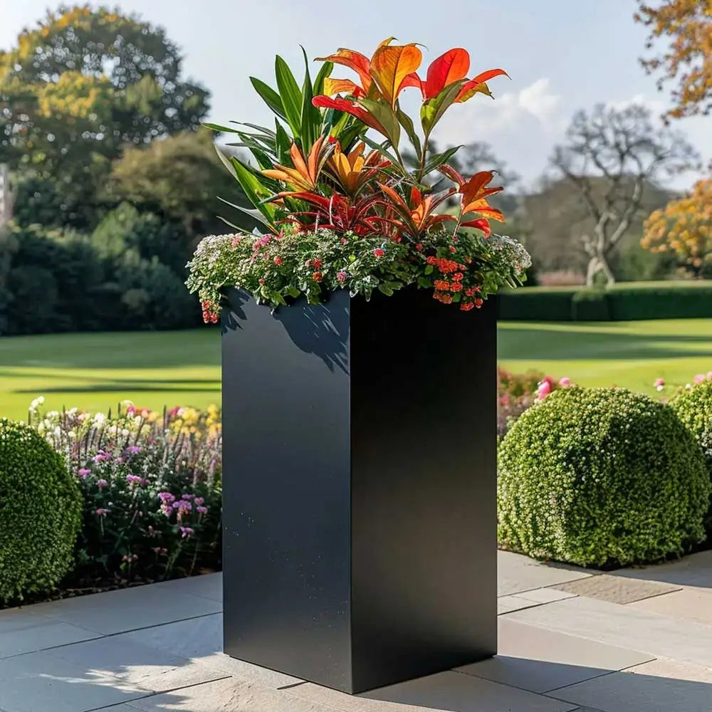 #25cm(L) x 25cm(W) x 50cm(H)
#black