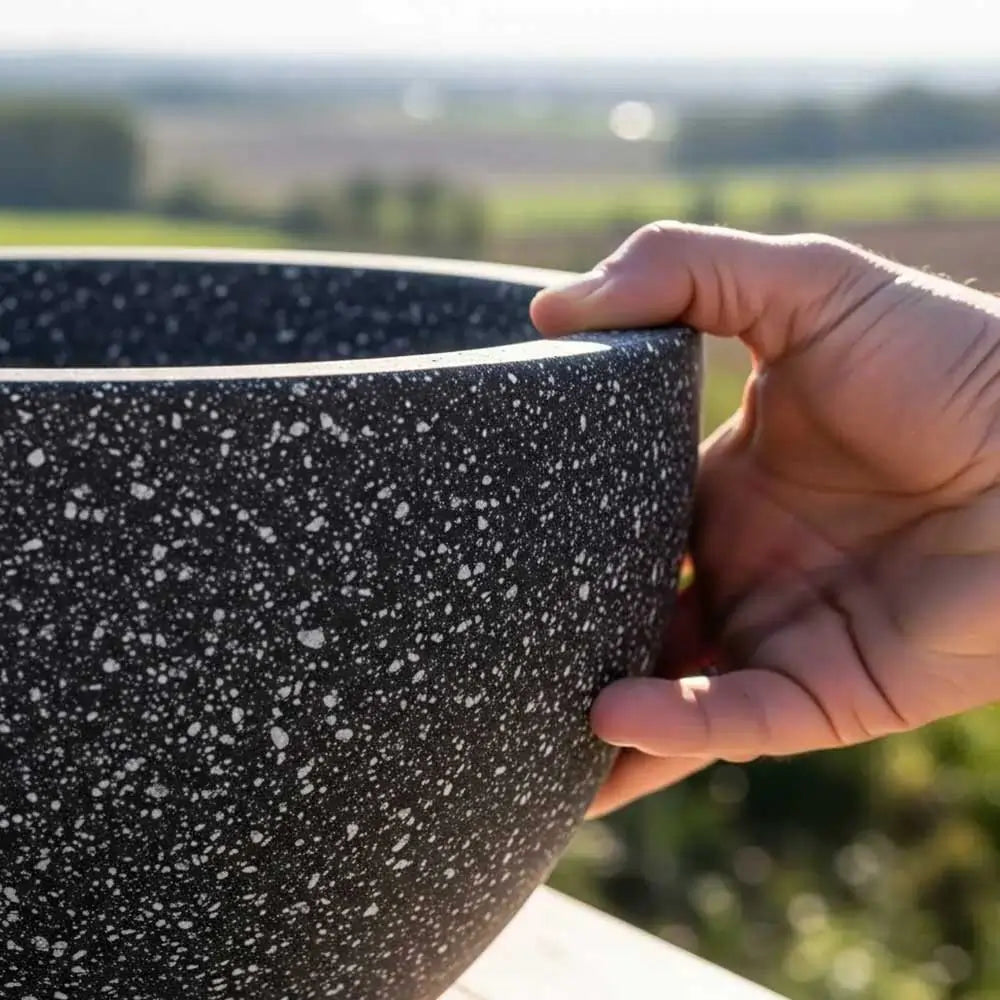 #76cm(D) x 36cm(H)
#51cm(D) x 25cm(H)
#black stone