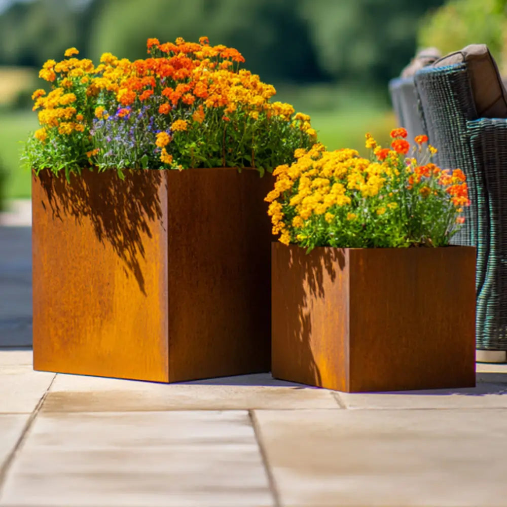 Pre Rusted Planters Pre-Rusted Corten Steel Straight Edge Cube Planter with Feet – Planters ...