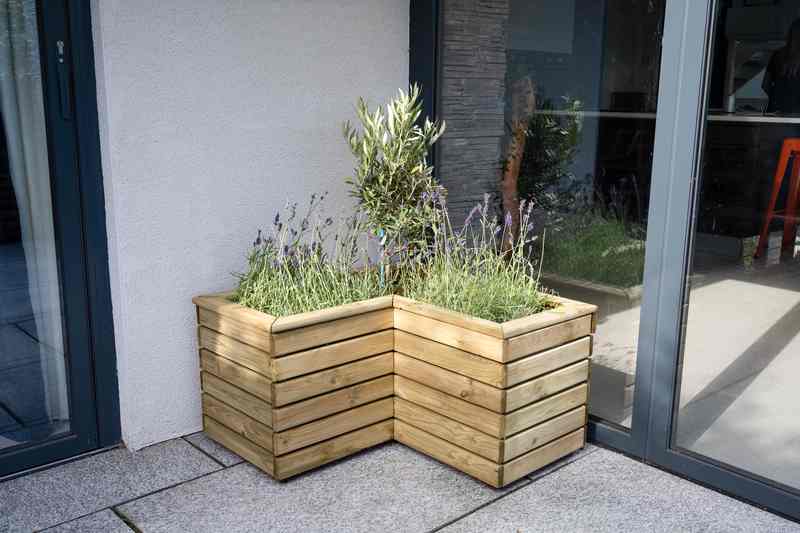 80cm(L) x 80(W) x 44(H)