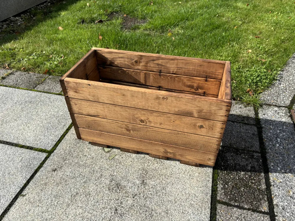 #52.5cm(L) x 25cm(W) x 30.5cm(H)
