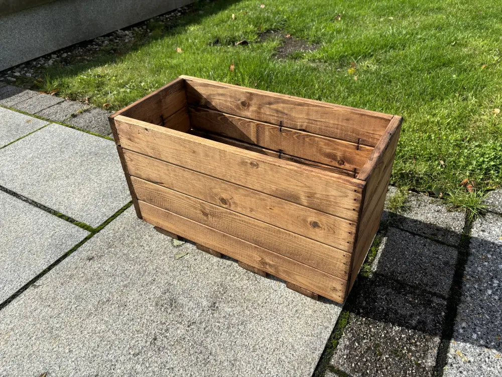 #52.5cm(L) x 25cm(W) x 30.5cm(H)