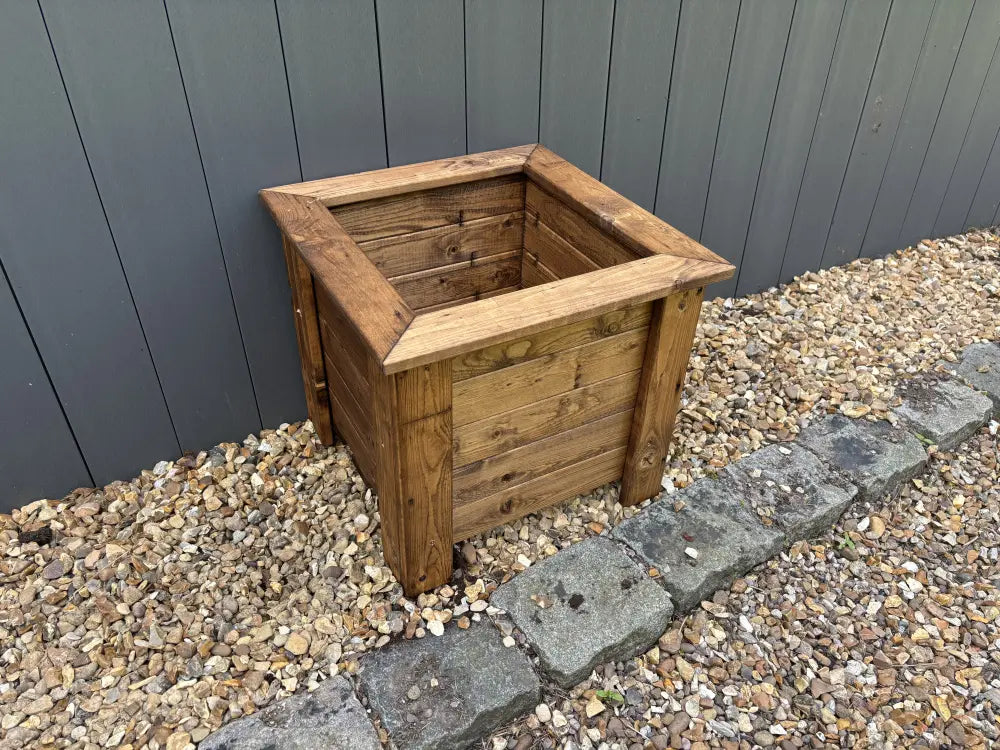 #47.5cm(L) x 47.5cm(W) x 42cm(H)