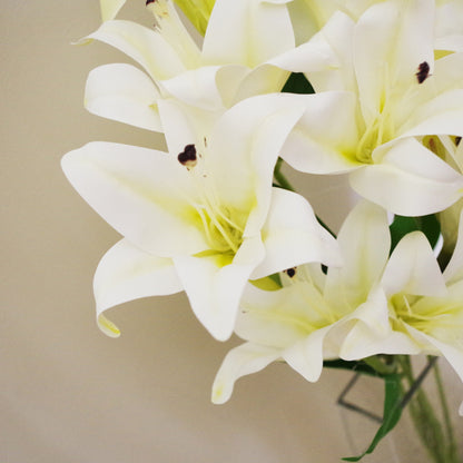 60cm Artificial Lily Stem White